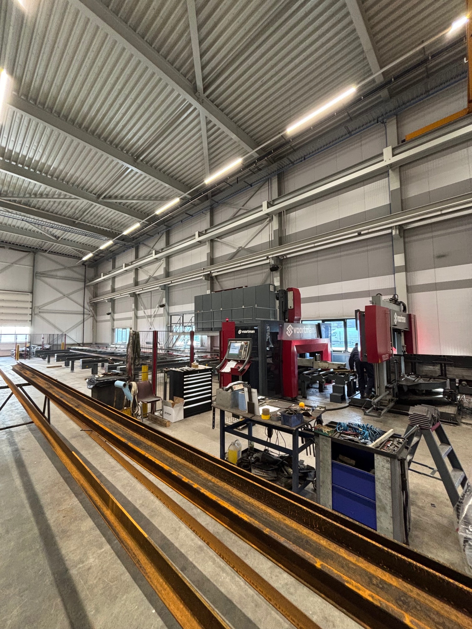 Machine operator Boor-zaagmachine